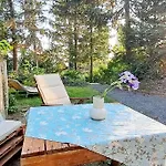 Chill Garden Loft Daire